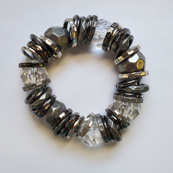 Stretch bracelet metal rings and clear large beads - Picture 2 of 3